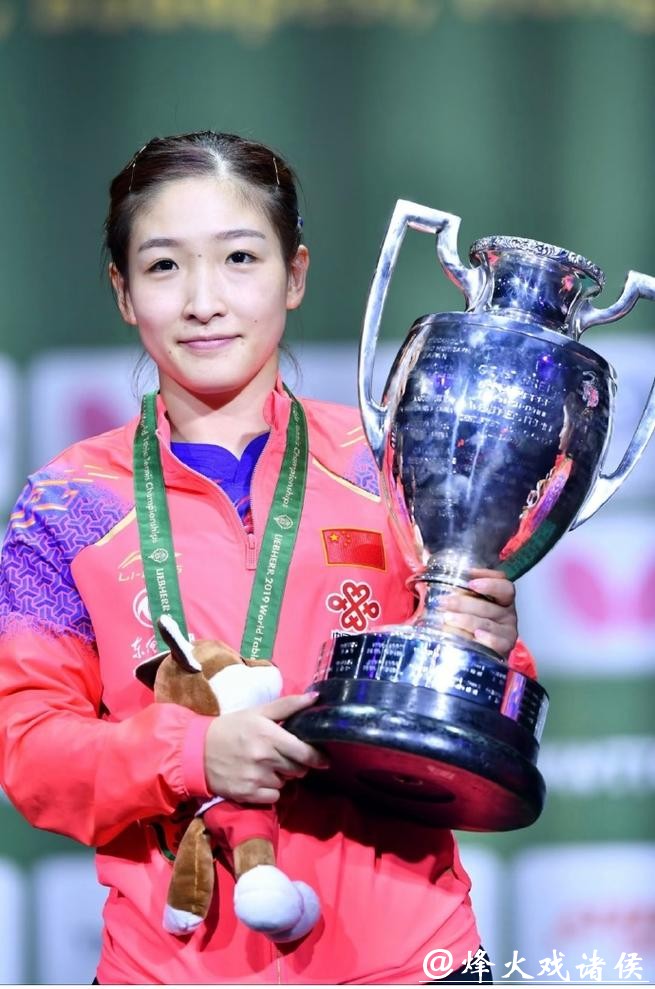 刘诗雯无偿担任赛事推荐官，暖心公益推广乒乓球事业